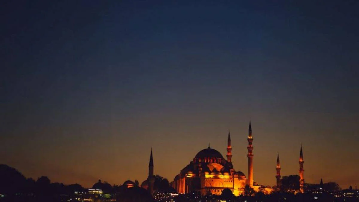 12 Ağustos 2022 Cuma hutbesi | İman, Salih Amel Ve Güzel Ahlakla Kemale Erer