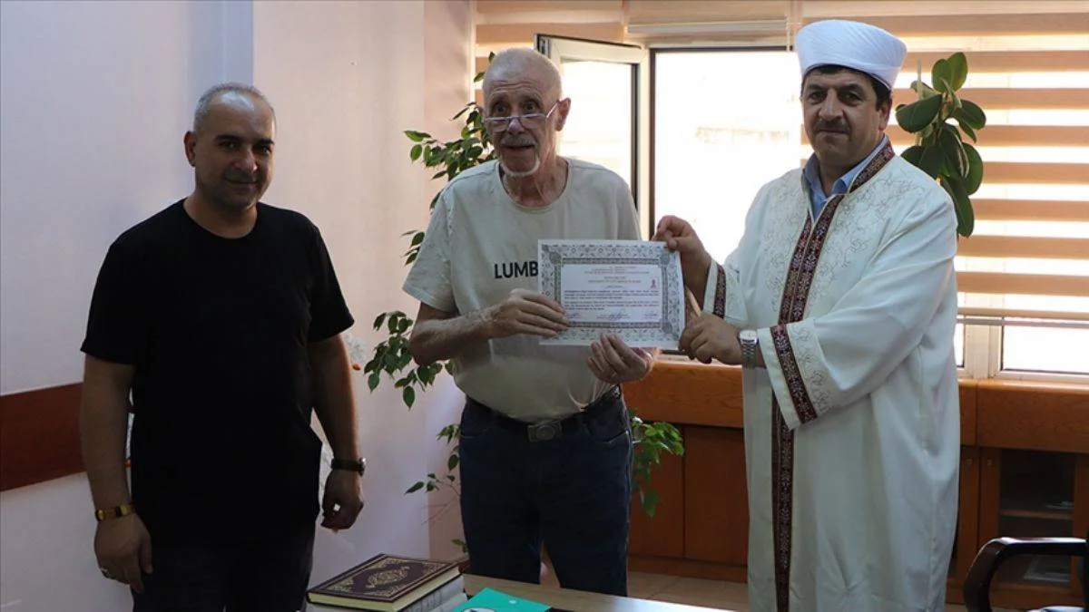 85 yaşındaki Fransız vatandaşı Elazığ'da Müslüman oldu
