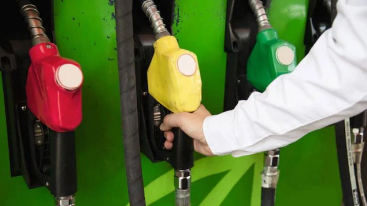 Akaryakıta çifte indirim | Son Dakika: 5-6 Ağustos benzin ve motorinde indirim ne kadar?