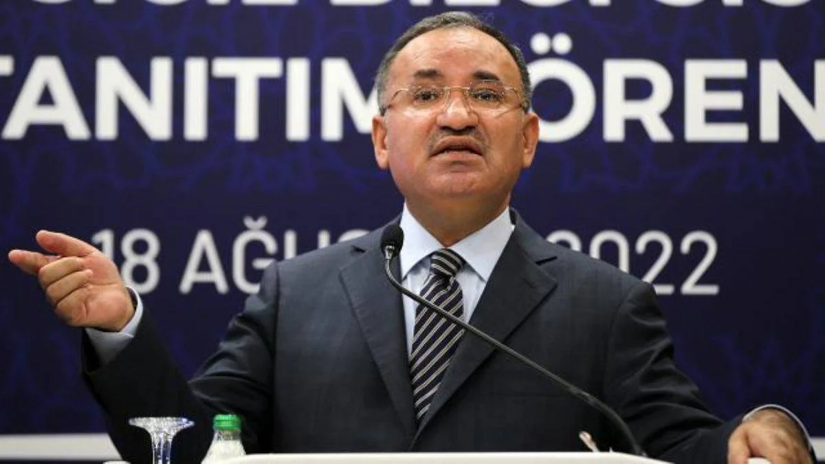 Bakan Bozdağ: Adli sicil için Ankara'ya gelme dönemi kapandı