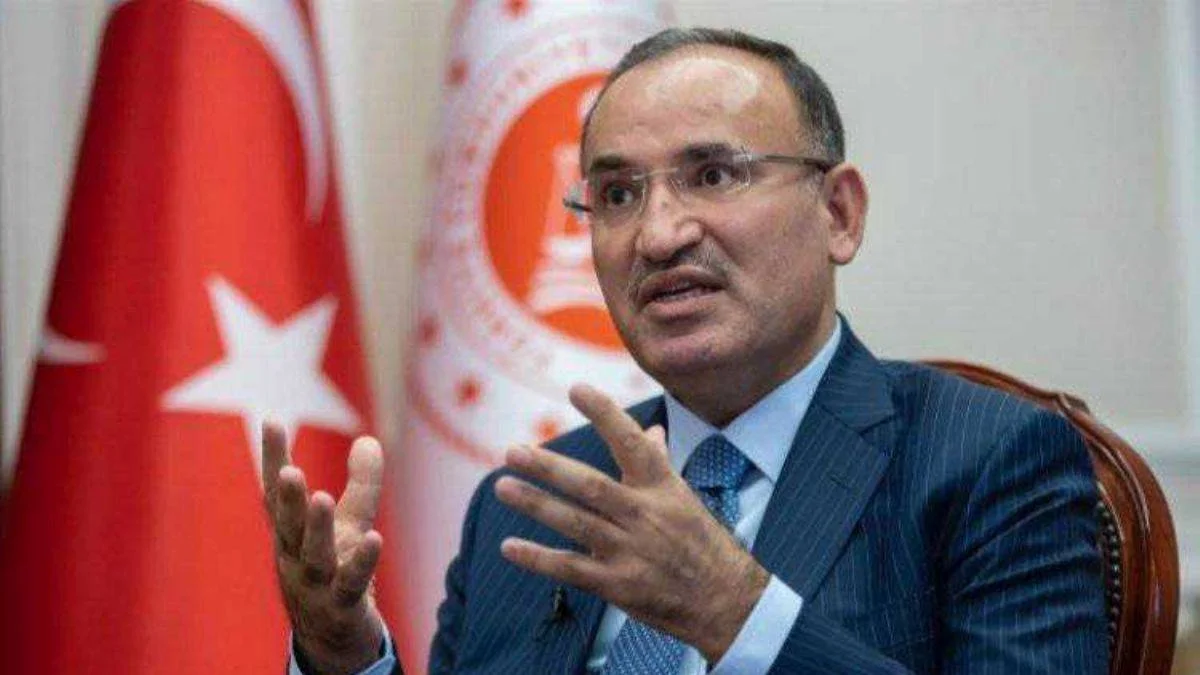 Bakan Bozdağ'dan şarkıcı Gülşen'in sözlerine tepki