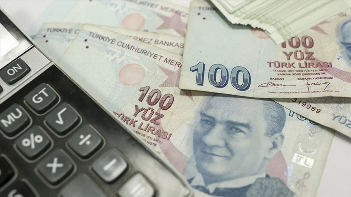 Bakan Nebati'den EYT açıklaması