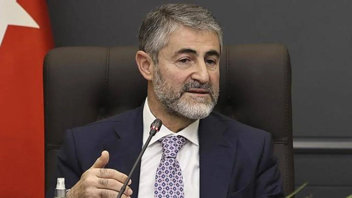 Bakan Nureddin Nebati: Gayrimenkul sektöründe olağan dışı fiyat artışlarını mercek altına aldık