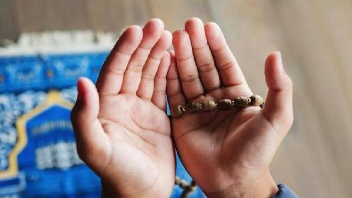Berat Kandili Nedir, Ne Zaman? Berat Kandili Okunacak Dualar