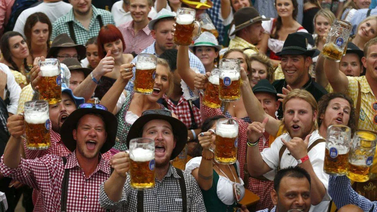 Bira festivaline Faslı Müslümanlar geçit vermedi