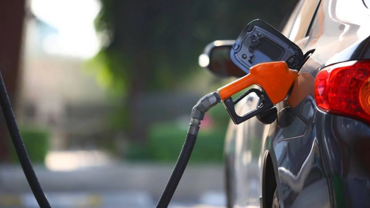 Bu gece benzine dev indirim | 5 Ağustos benzine indirim mi geldi, ne kadar indirim yapıldı? Benzin litresi kaç TL? Benzin, mazot (dizel) indirim var mı?