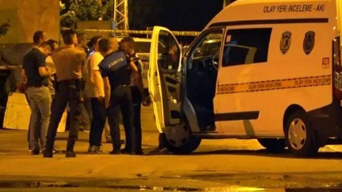'Evimi boşalt' kavgası: Ev sahibiyle tartışan kiracı polisi vurup intihar etti