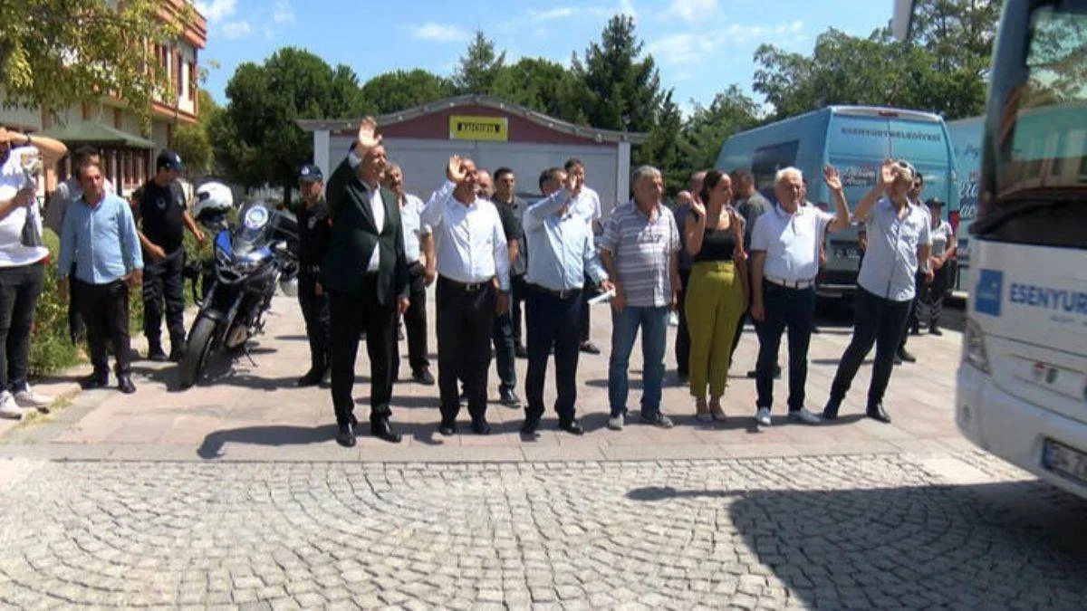 'Gönüllü Geri Dönüş' projesi; 54 Suriyeli ülkesine dönüyor