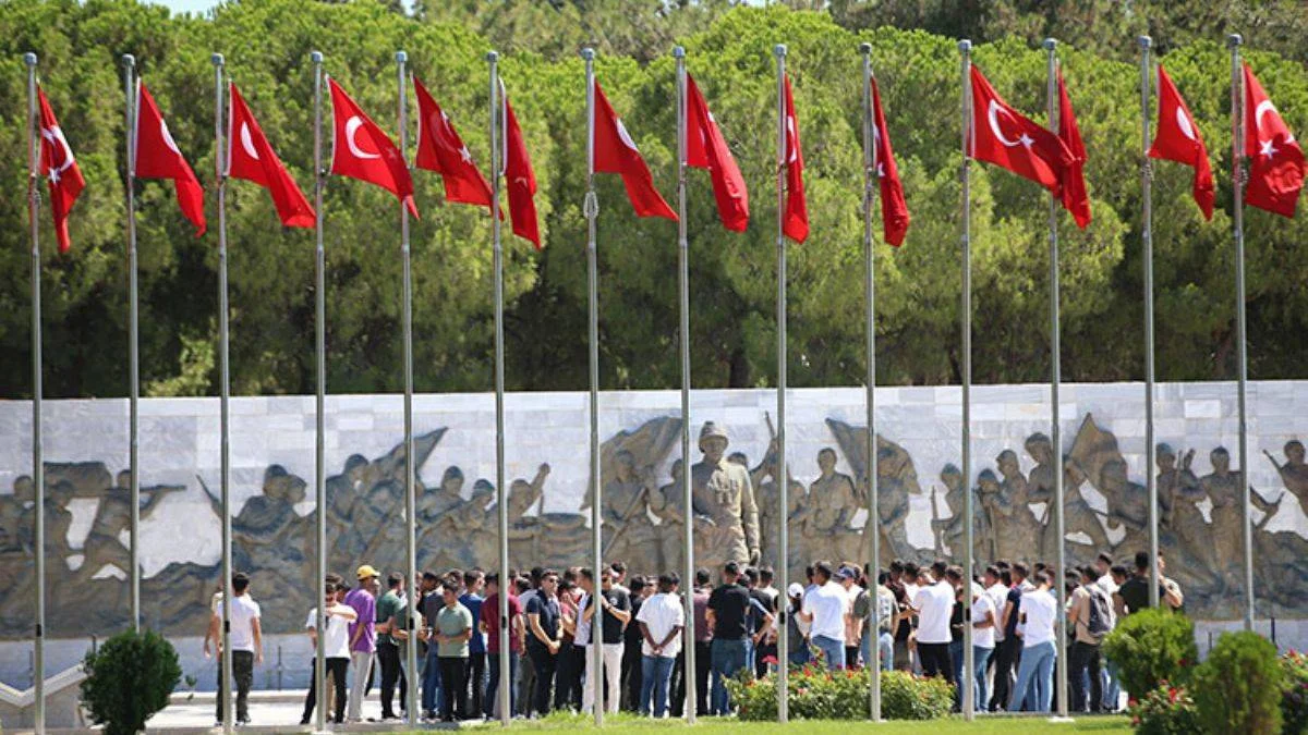 Gurbetçiler ve tatilcilerin en özel rotası; Çanakkale kahramanları