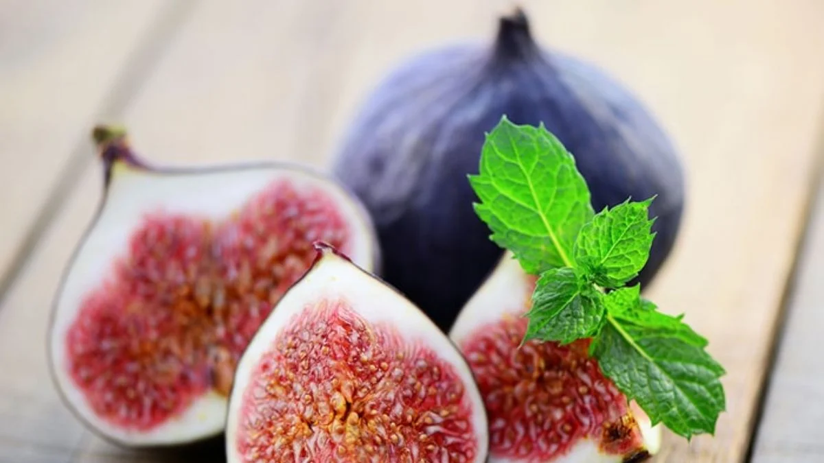 İncir ne zaman yenir? İncirin faydaları nelerdir? İncir tüketmek zararlı mıdır? İncirde hangi vitaminler var?