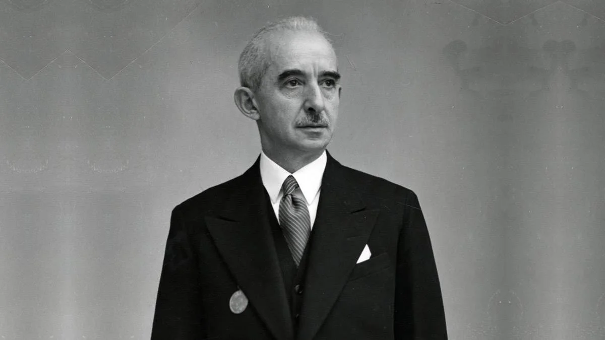 İnönü döneminde ahır yapılan, genelev yapılan camiler...