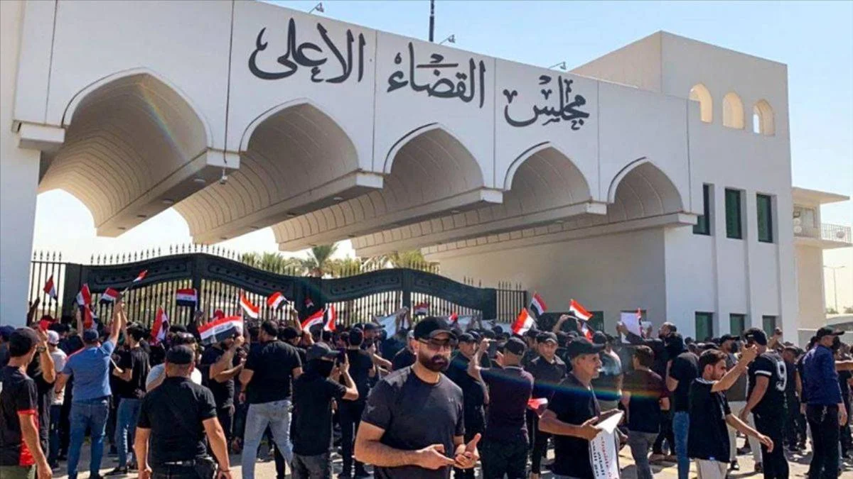 Irak'ta tüm mahkemeler durduruldu