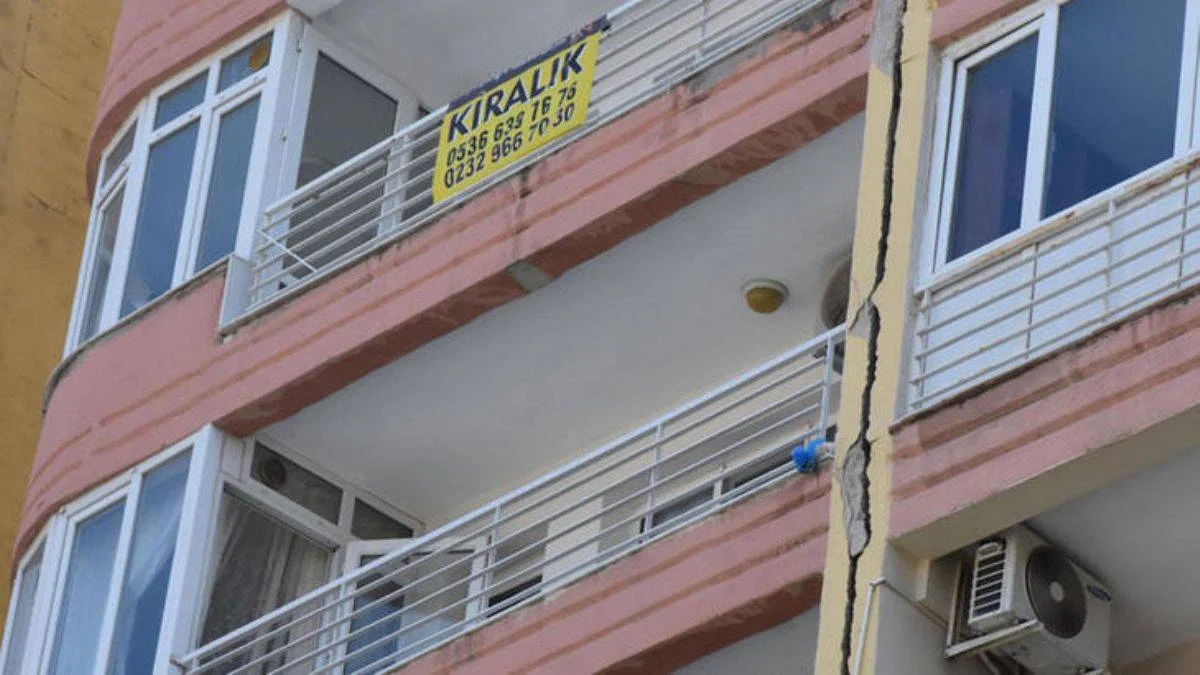 İzmir'deki hasarlı evler yarı fiyattan da düşük kiralanıyor