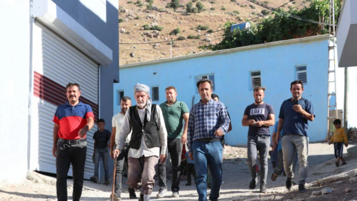 Köy panik içinde! 'Yer altından ses geliyor...'