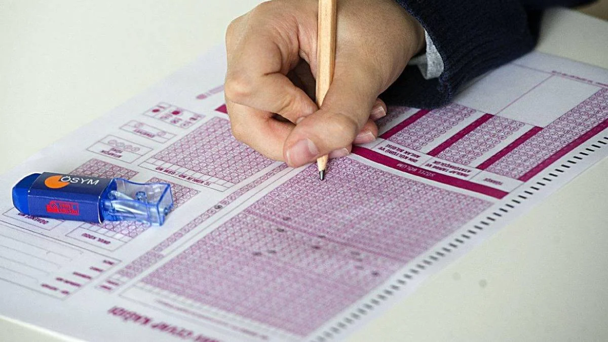 KPSS'de kaç soru aynı? KPSS'de sorulan sorularla Yediiklim soruları kaç tanesi ve hangi soru aynı? KPSS'de kaç soru benzer?