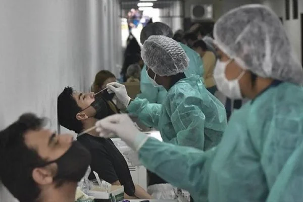 Küresel Kovid-19 vakalarında bir ilk! 7 hafta sonra gözlemlendi