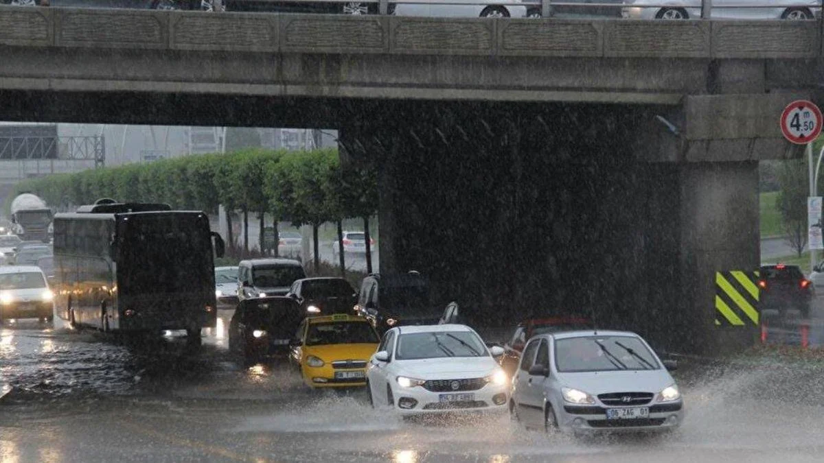 Kuvvetli yağışlarda ne yapmalı? Yağmurda nelere dikkat edilmeli?