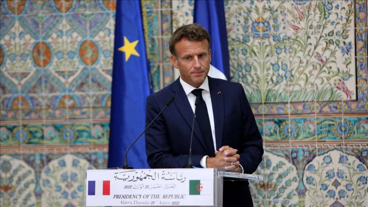 Macron Cezayir'den özür dilemedi