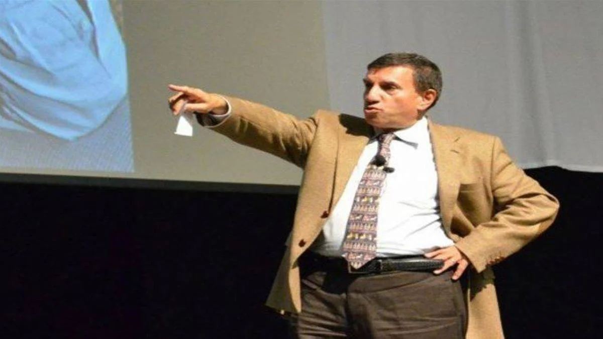 Prof. Üstün Dökmen'in 'naftalinli' tezleri...