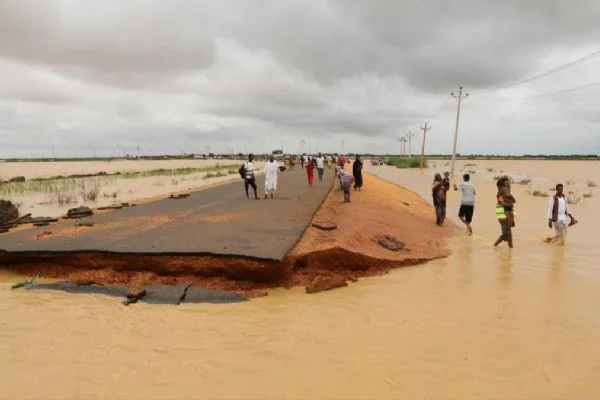 Sudan'da olağanüstü hal ilan edildi