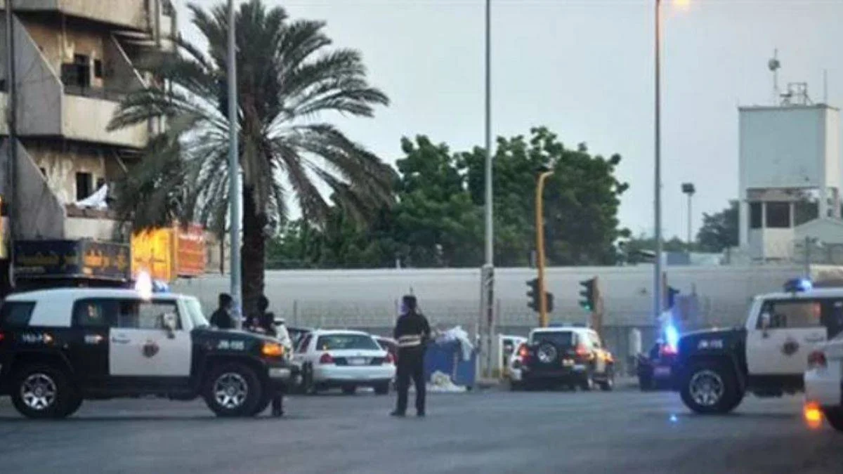 Suudi Arabistan'da bir kişi üzerindeki bomba düzeneğini patlattı