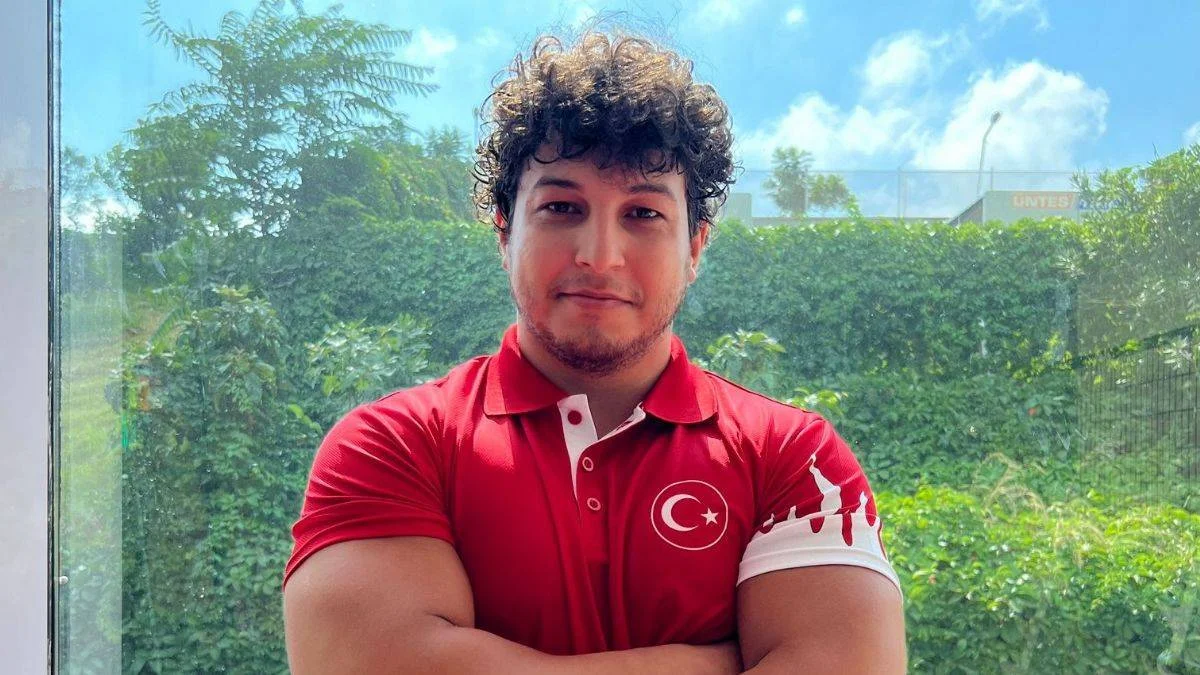 Tarık Akat: Engel bedeninizde değil kendi içinizdedir.