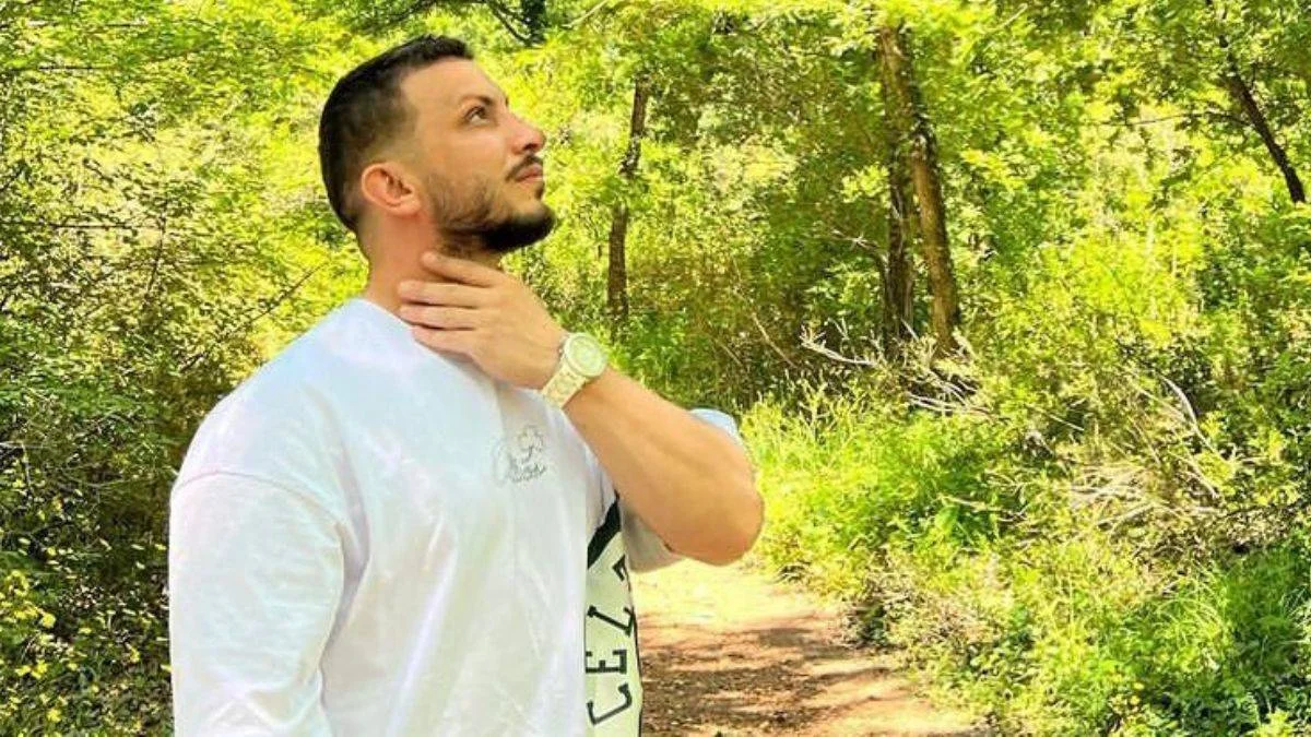 Ünlü iş adamı ve fenomen Mehmet Enlioğlu'dan şarkı müjdesi .