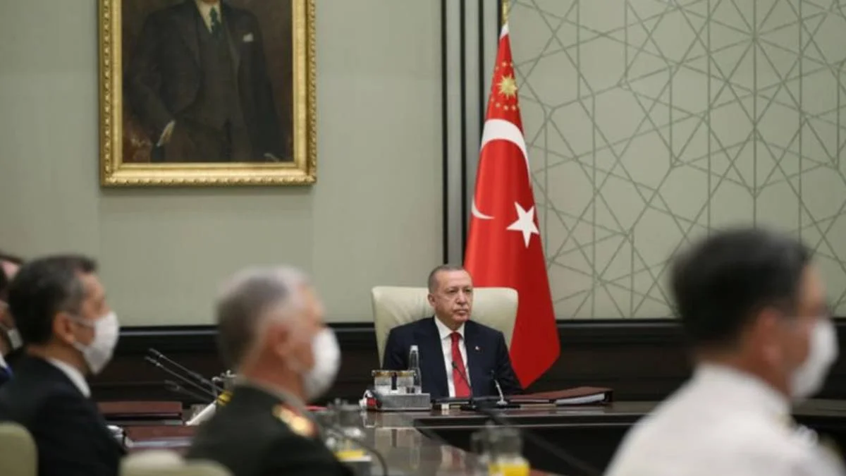 YAŞ Kararları 2022 | YAŞ kararı atama terfi ve emekli olanlar kimler? YAŞ kararı ile terfi edenler ve emekli olanlar?