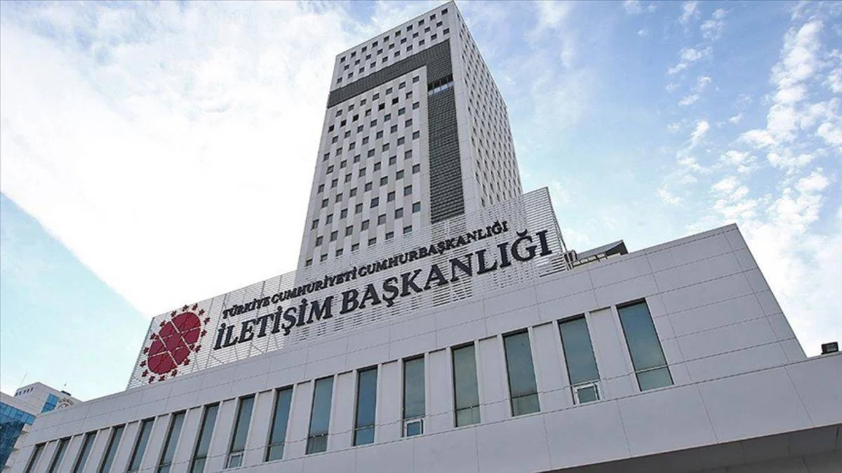 Yunan basını: Bizde de 'iletişim başkanlığı' olsun