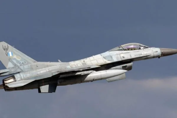 Yunanistan'dan 280 milyon dolarlık F-16 hamlesi! V varyantına yükseltilecek