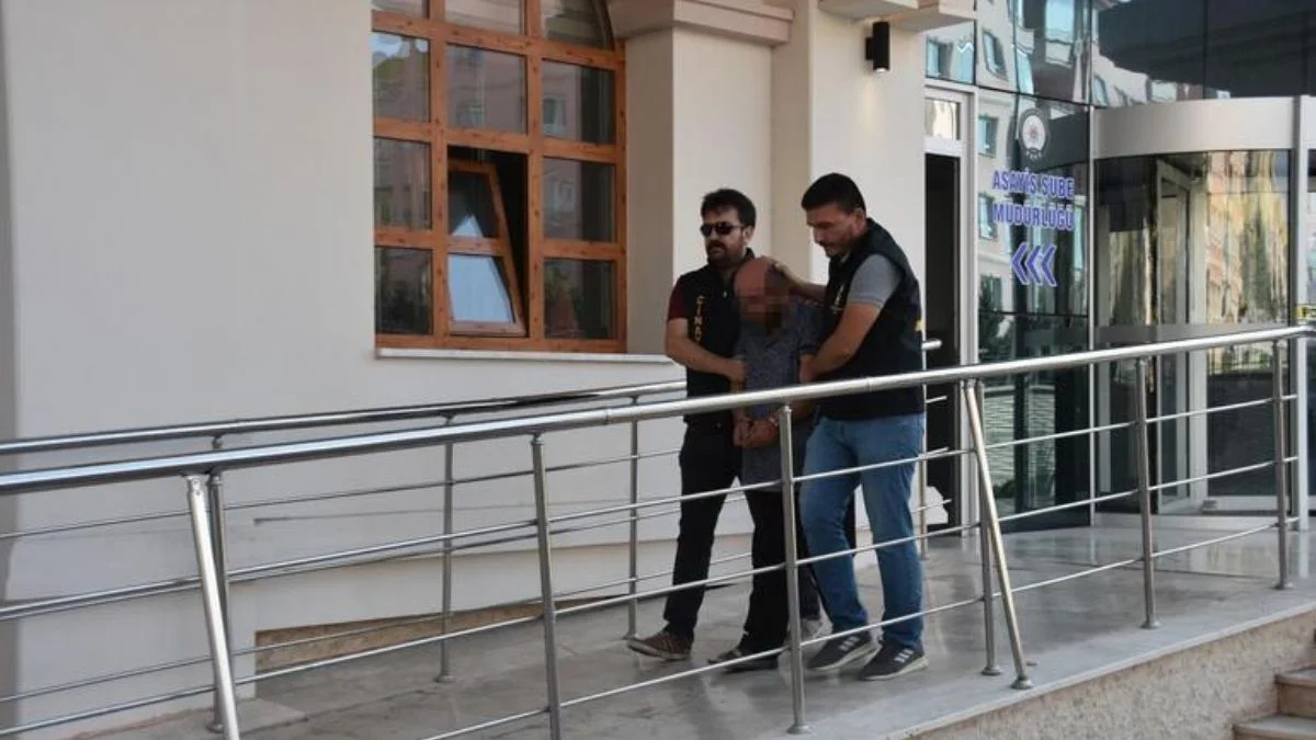 28 yıl önce işlenen cinayeti telefonda itiraf edince yakalandı