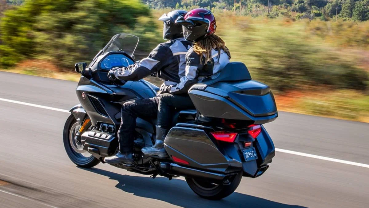 Acun Ilıcalı'nın motosikleti markası ve modeli ne? Acun'un kaza yaptığı motosiklet hangi marka, fiyatı ne kadar?
