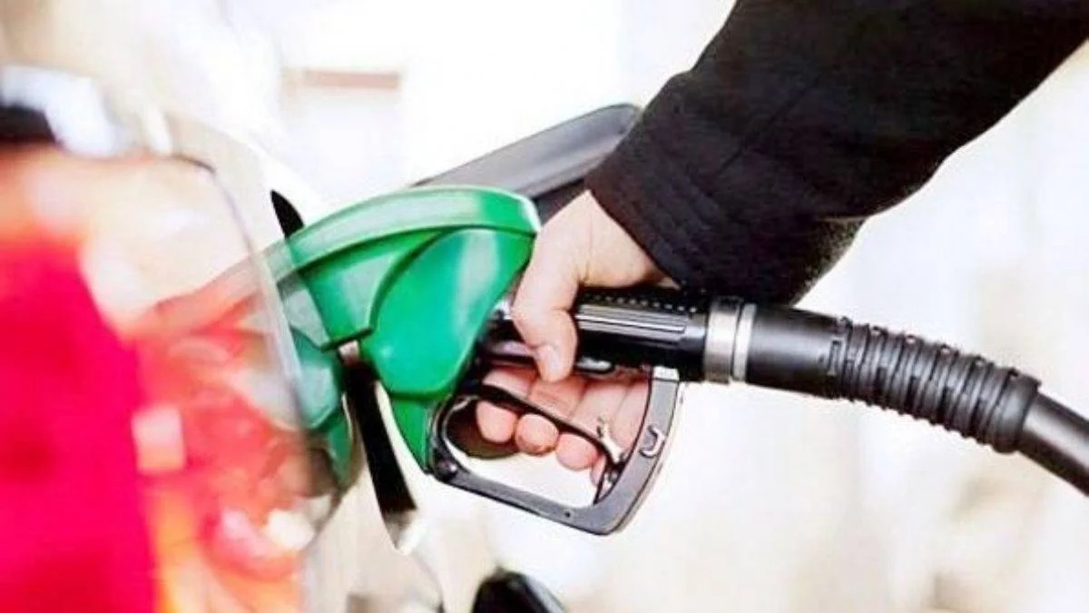 Akaryakıta indirim kapıda! Petrol fiyatları 9 ayın en dip seviyesinde