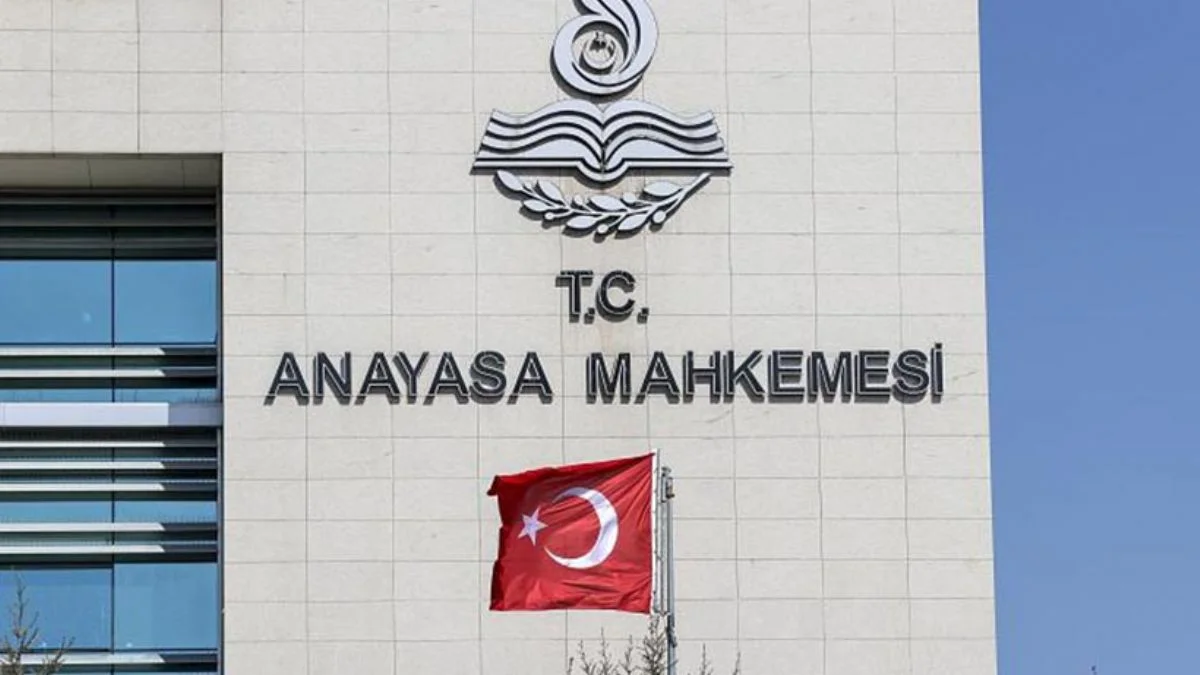 Anayasa Mahkemesi'nden Zafer Partisi kararı