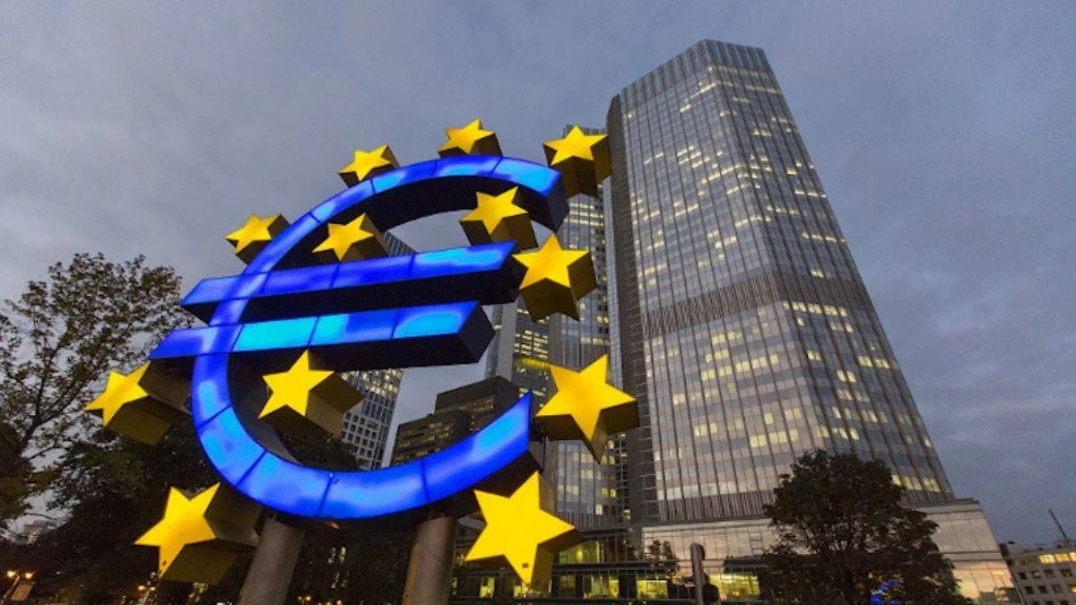 Avrupa Merkez Bankası'ndan tarihi faiz kararı
