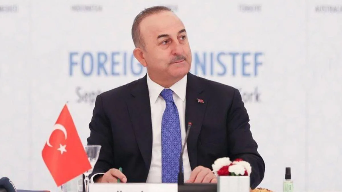 Bakan Çavuşoğlu: Müslümanlar arasındaki kardeşliği siyasetin üzerinde tutmalıyız