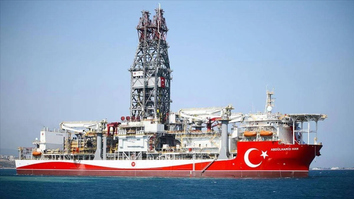 Bakan Dönmez'den 'Akdeniz doğalgazı' açıklaması