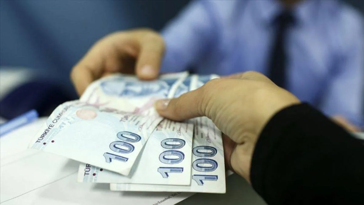 'Bankaların kârı astronomik, sağlık çalışanlarının promosyonu komik'
