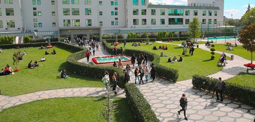 Biruni Üniversitesi'nde Hangi Bölümler Var? 2 Yıllık Bölümler Neler?