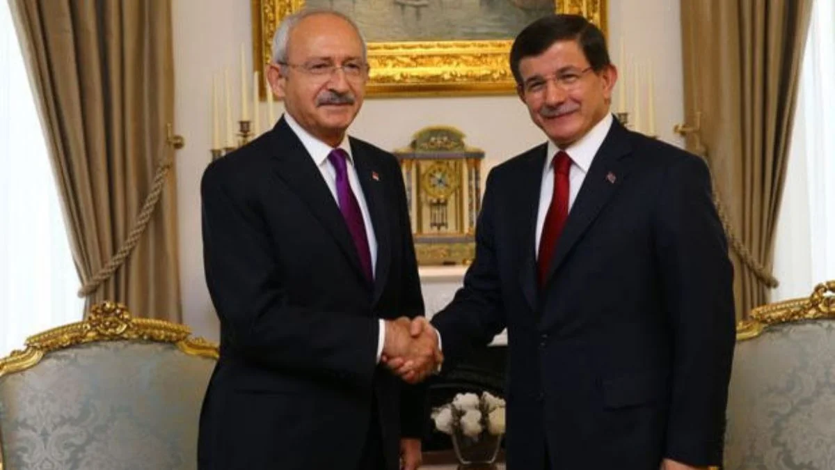 Davutoğlu da Kılıçdaroğlu ile aynı fikirde! "Danışıklı dövüş"