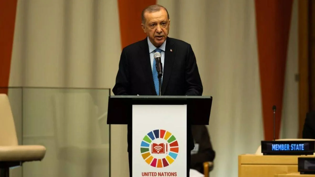 Erdoğan: Türkiye olarak eğitimde tarihi nitelikte adımlar atıyoruz