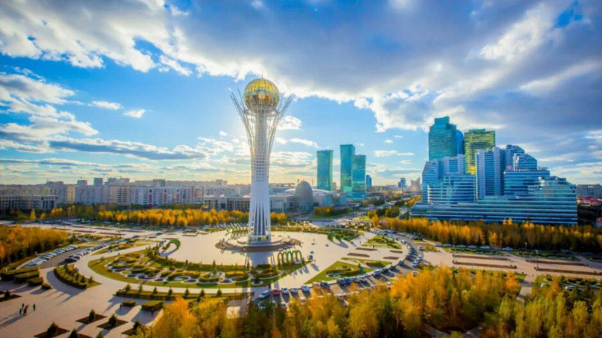Kazakistan'da başkentin adı yeniden değişiyor