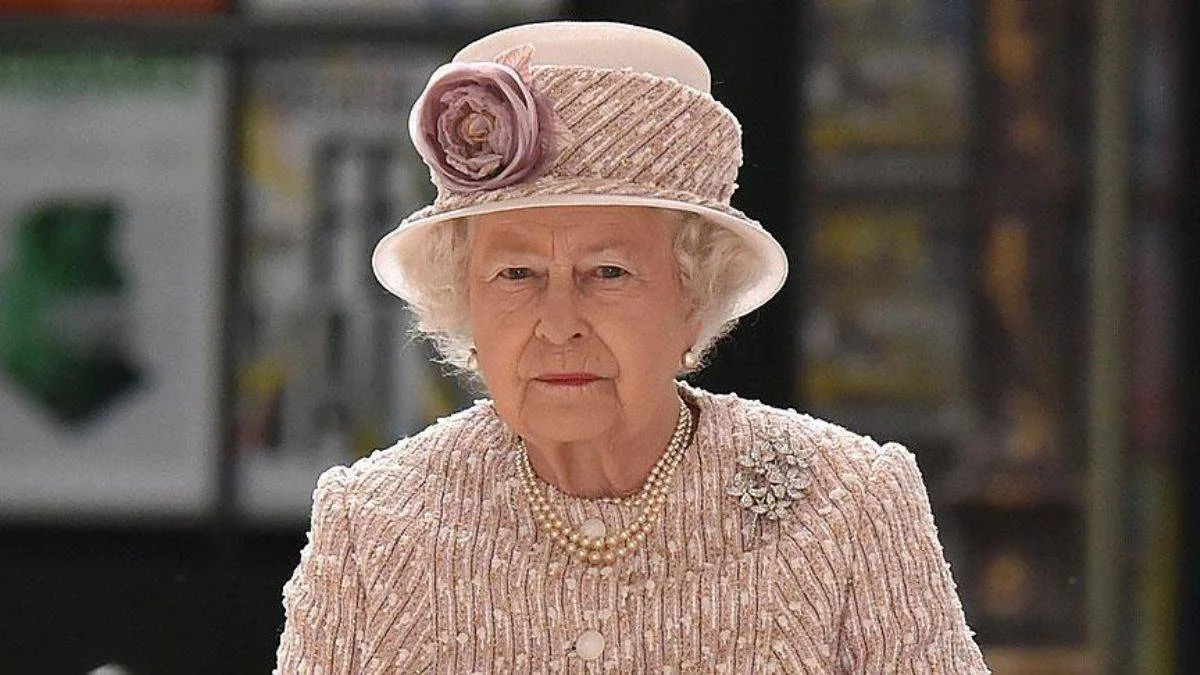Kraliçe Elizabeth'in ölüm nedeni açıklandı