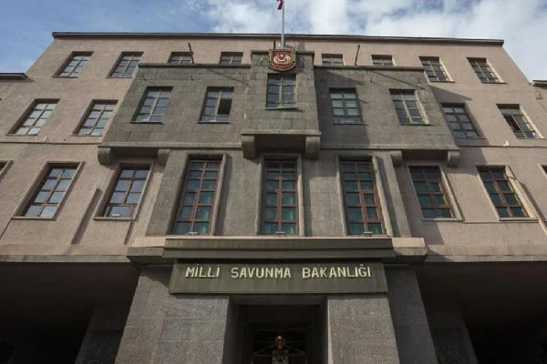 MSB acı haberi duyurdu: 2 asker şehit düştü