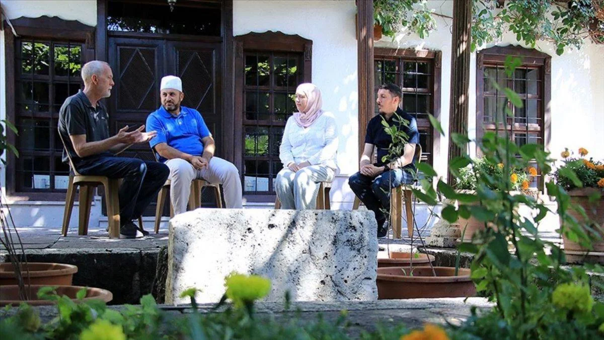 Müslüman olan 10 İngiliz Konya'da yaşadıklarını anlattı