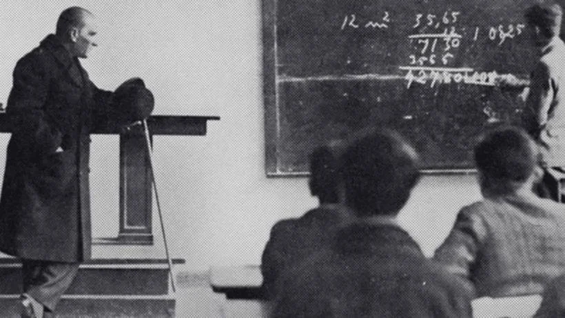 Öğretmenler Günü Hediyesi Olarak Ne Yapabilirim? Kadın Öğretmene Ne Hediye Alınır?