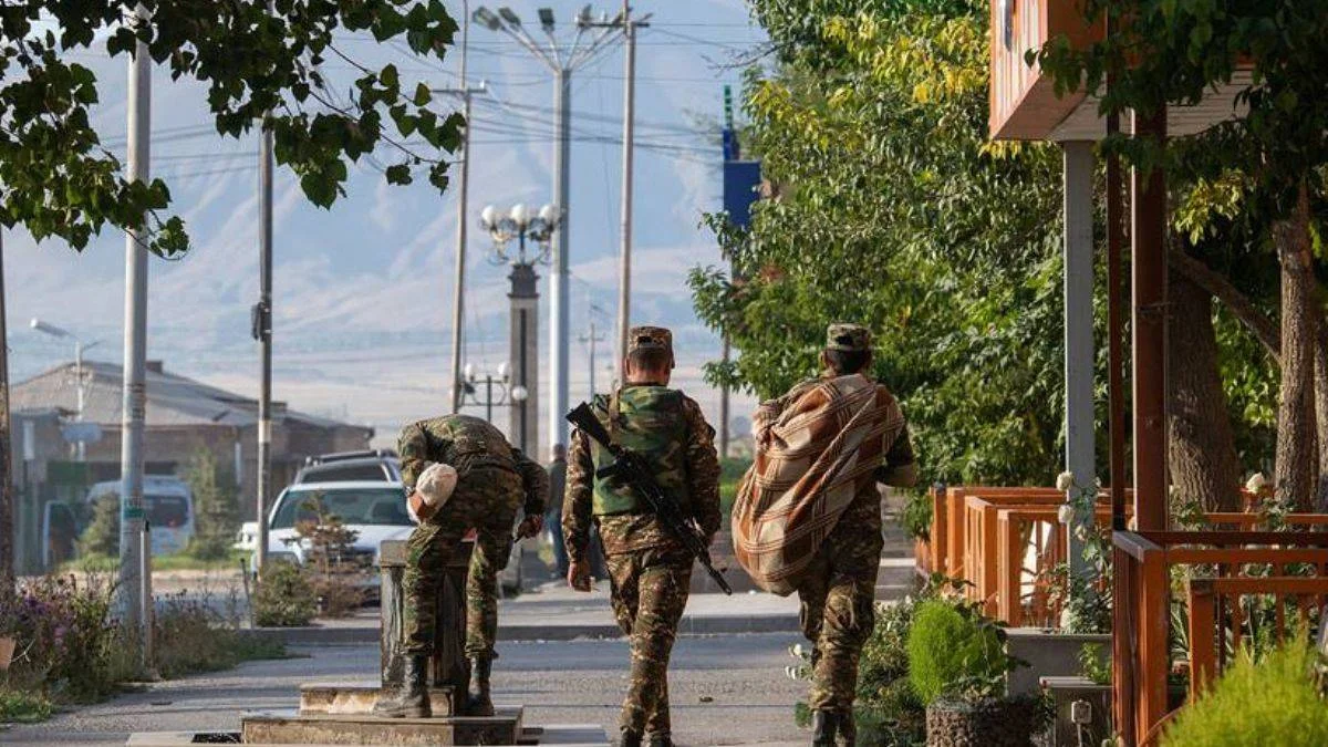 Paşinyan duyurdu: 135 Ermeni askeri hayatını kaybetti