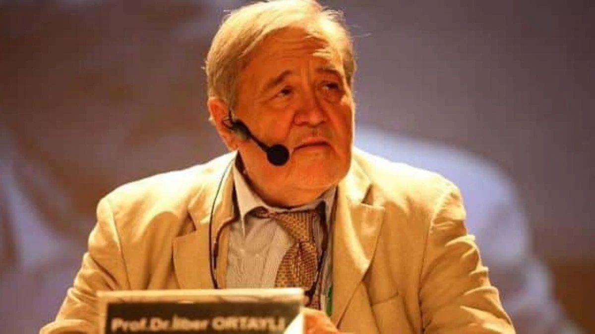 Prof. Dr. Ortaylı: Sağlık personeline saldıran insanın deliliğine hükmedilir