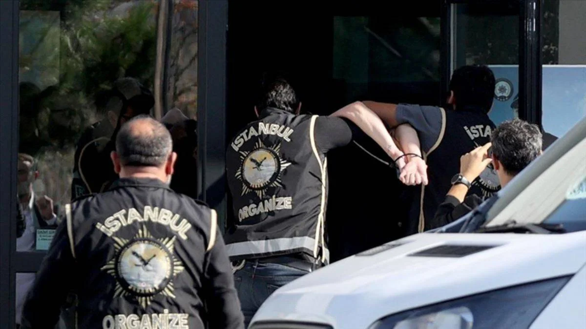 Sedat Peker'in 'danışmanı' Emre Olur Türkiye'ye getirildi