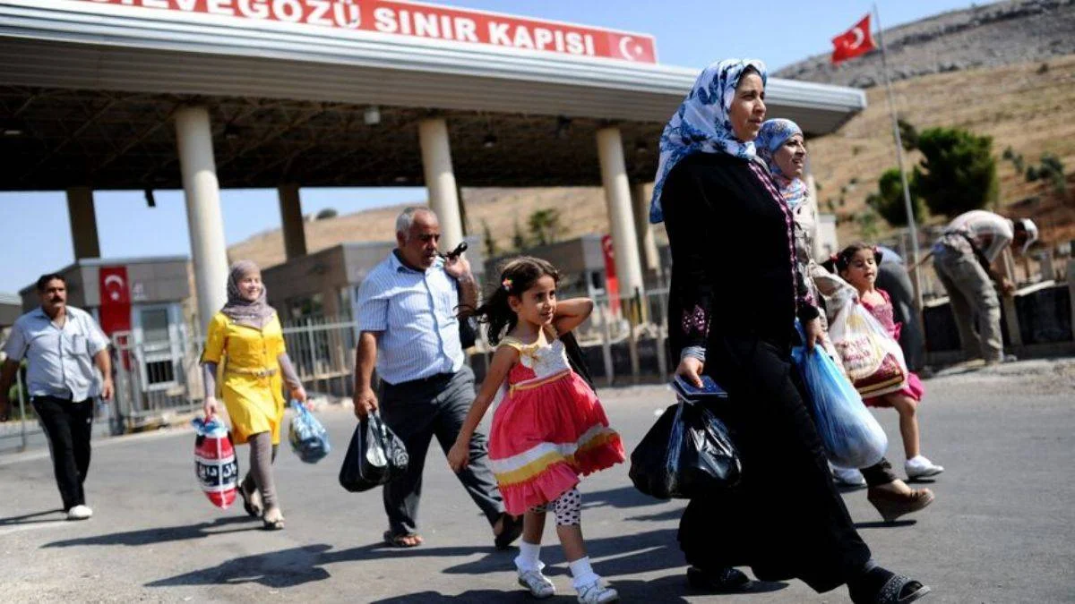 Suriyelilerin Türkiye'den gitmesi mi istendi? Açıklama geldi